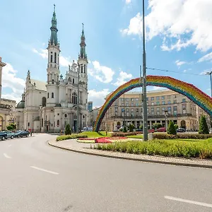 https://po-apartments-plac-zbawiciela.warsawhotelspoland.com